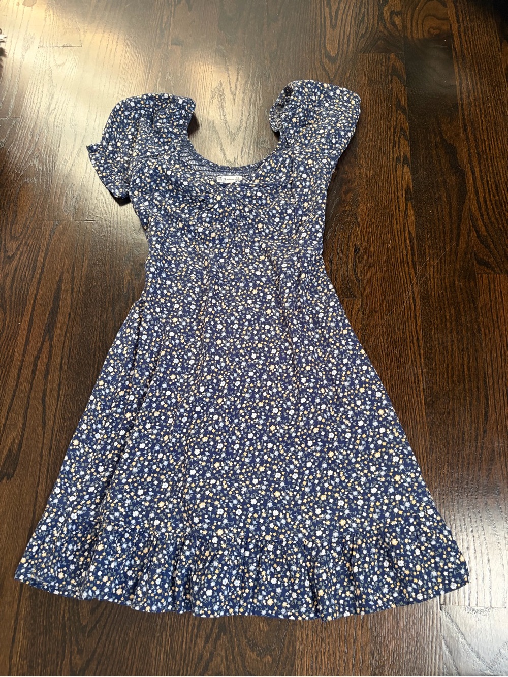 Navy Floral Puff-Sleeve Casual Dress